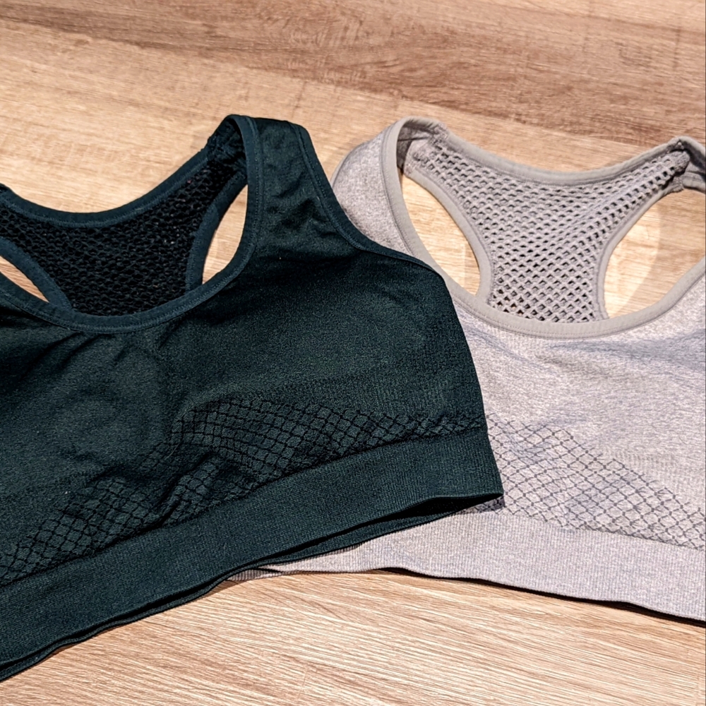 Pro fit women's sports bra medium